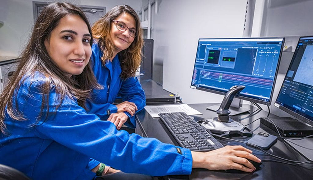 UC Merced Bioengineering Professor Eva de Alba Bastarrechea, right, and postdoctoral scholar Meenakshi Sharma are testing a new tool to understand inflammation's triggers.